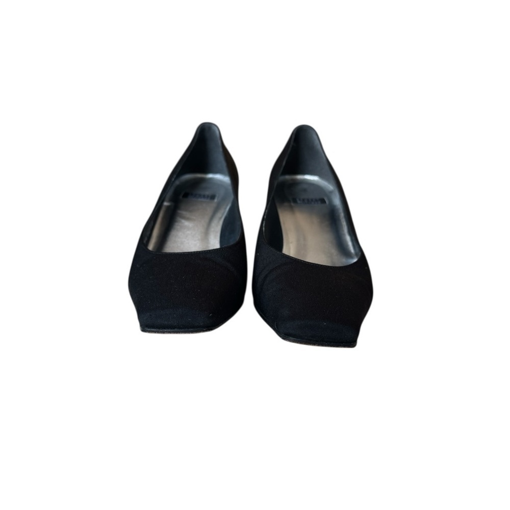 Stuart Weitzman Vintage Classic Black Pumps - Picture 5 of 7